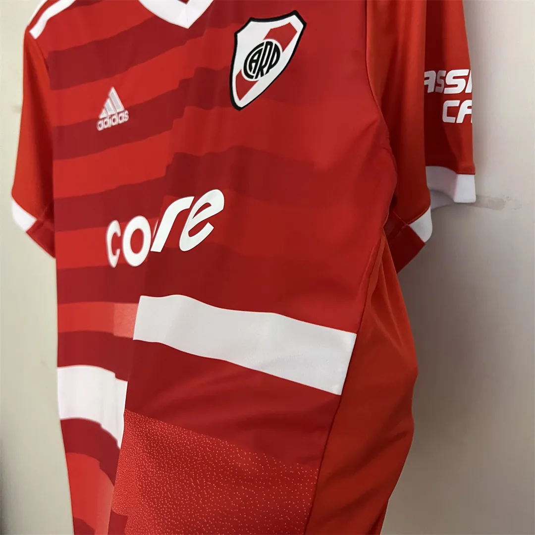 23-24 River Plate away 5