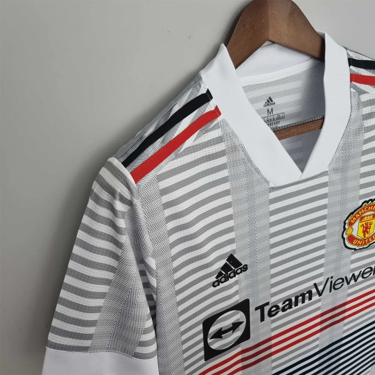 22-23 Manchester United training suit 1