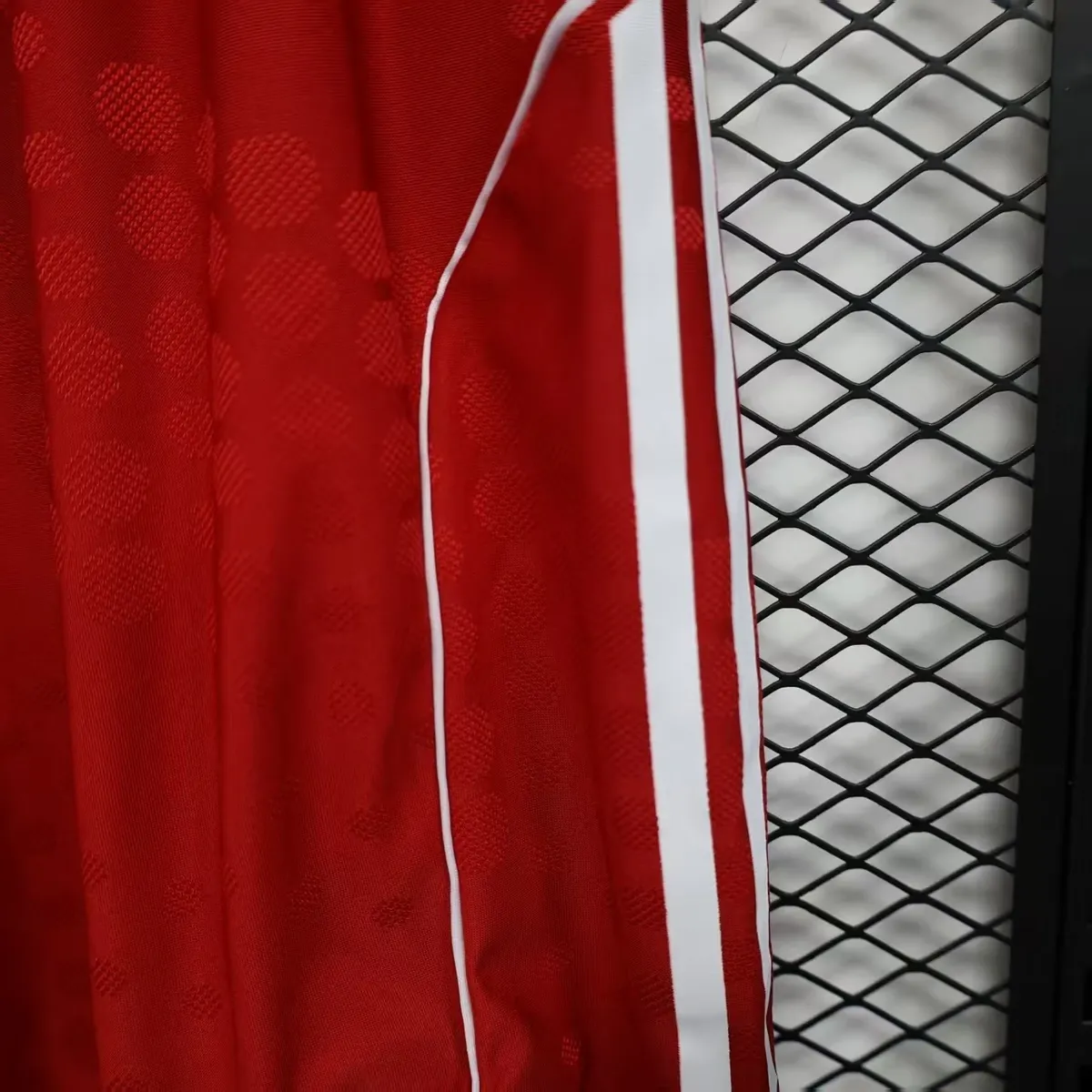25-26 Liverpool Home Red Player Version Shorts AAAAJersey Supplier Yupoo 3