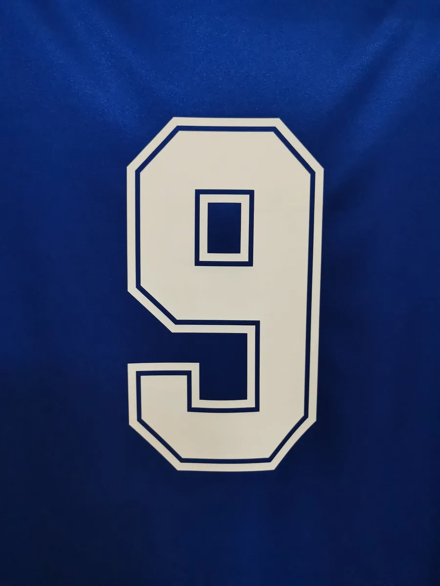 84-87 Rangers home 7