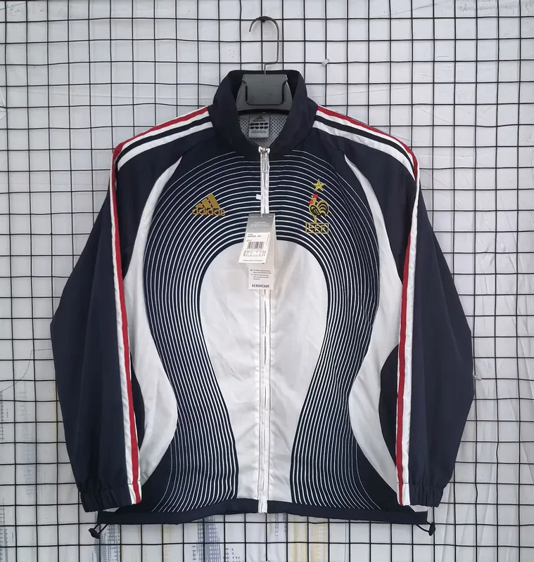 06-07 France Retro Windbreaker Jacket 2