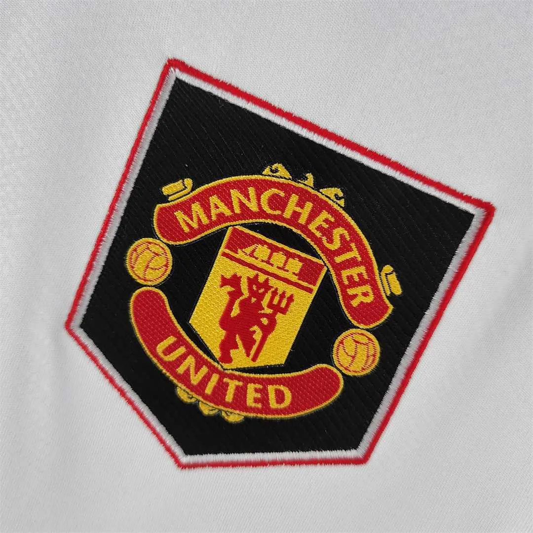 22-23 Manchester United away - 3 3