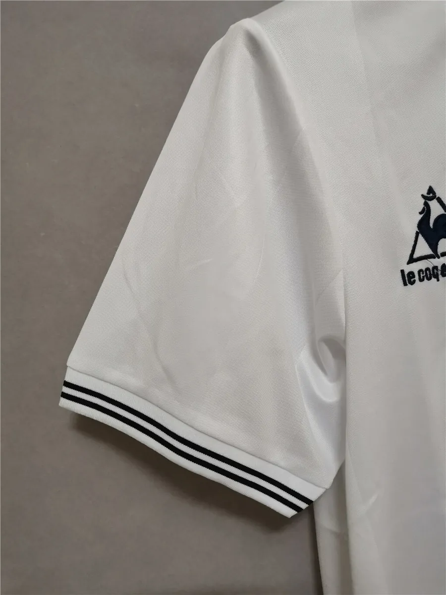 81-82 Tottenham Hotspur home white 4