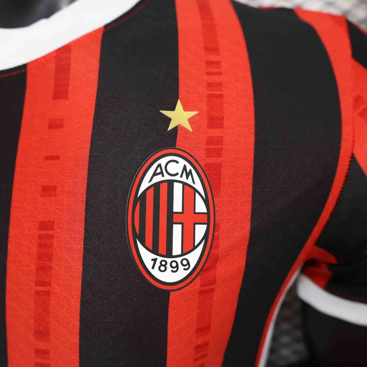 24-25 AC Milan Home Kit Player Version Shirt Football AAAAJersey Supplier 6