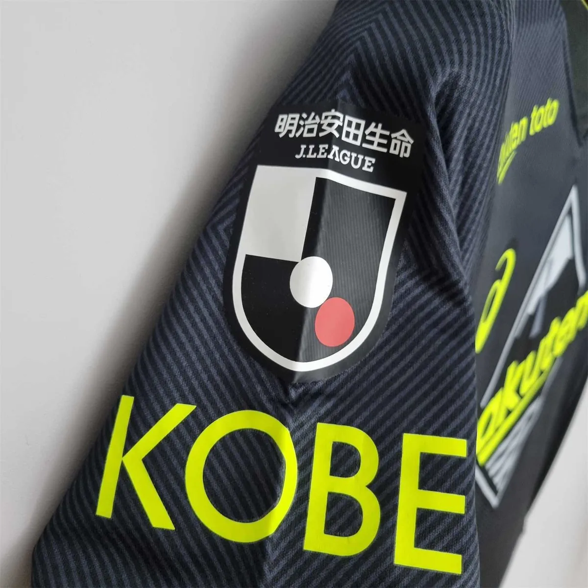 22-23 Vissel Kobe third away 2