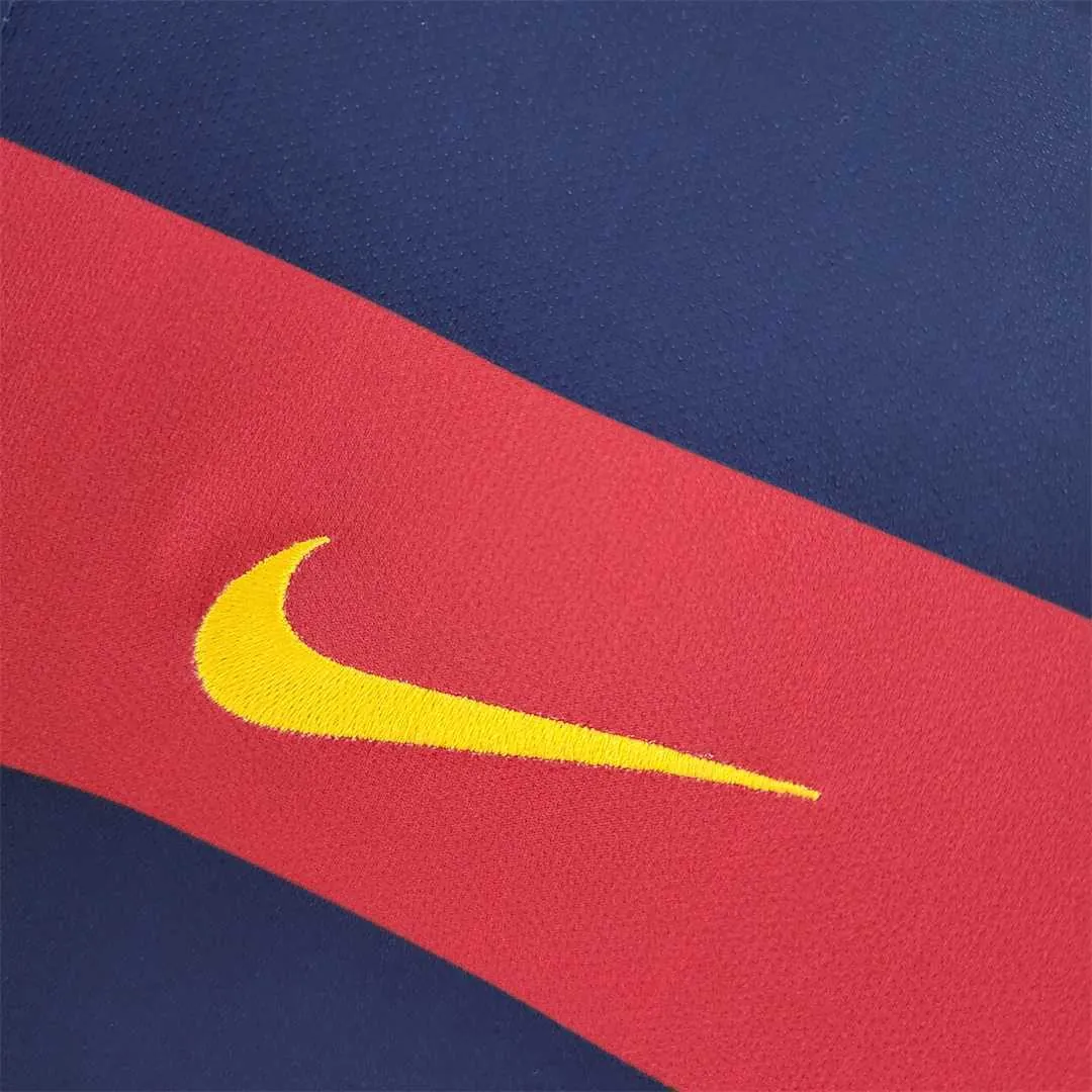 15-16 Barcelona home 5