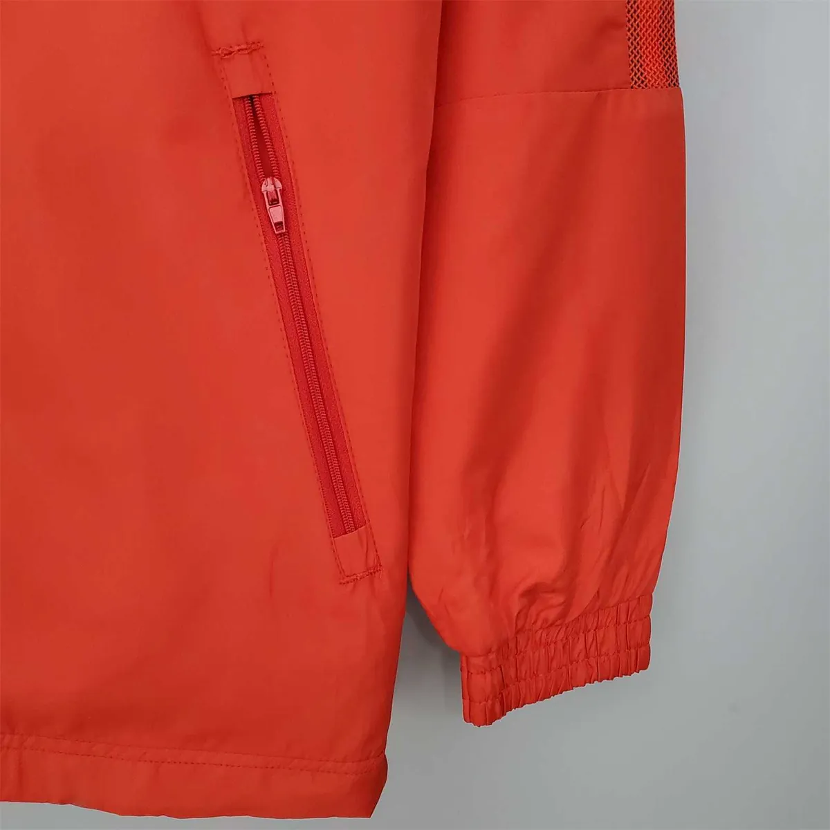 21-22 Bayern Red Windbreaker 3