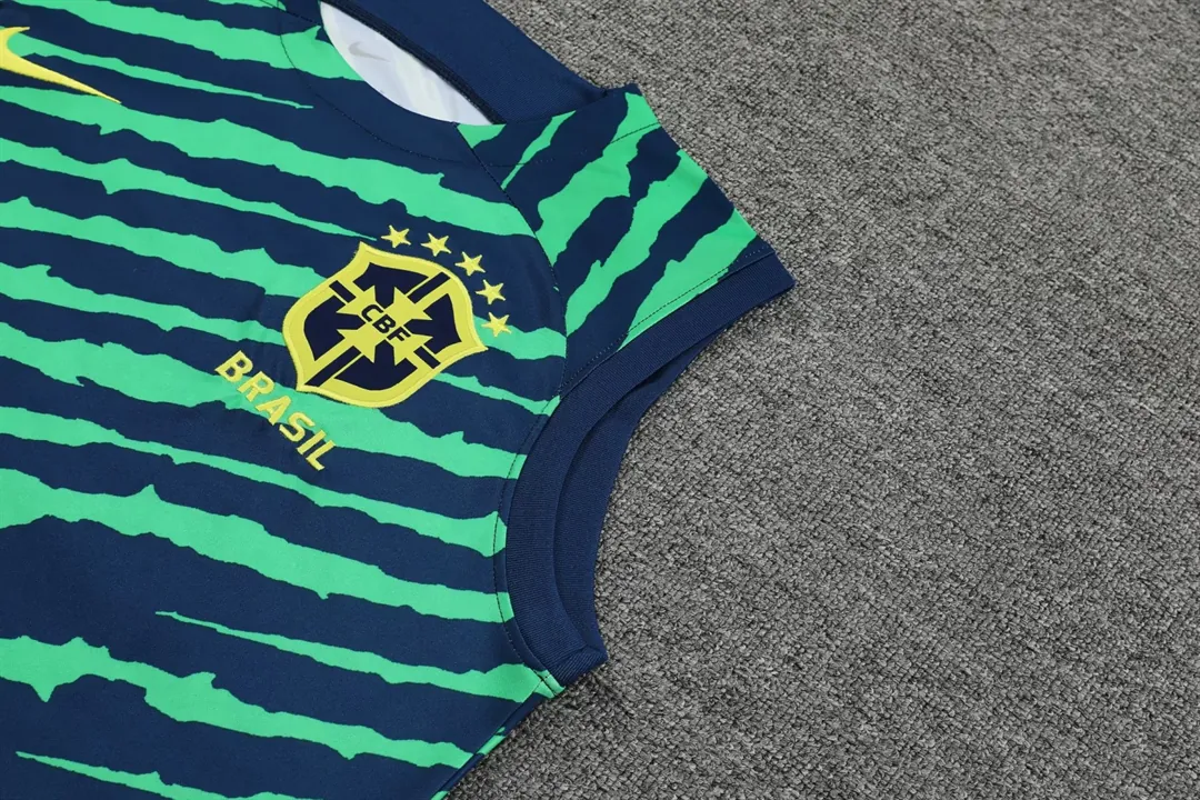 2022 Brazil vest training suit green 10