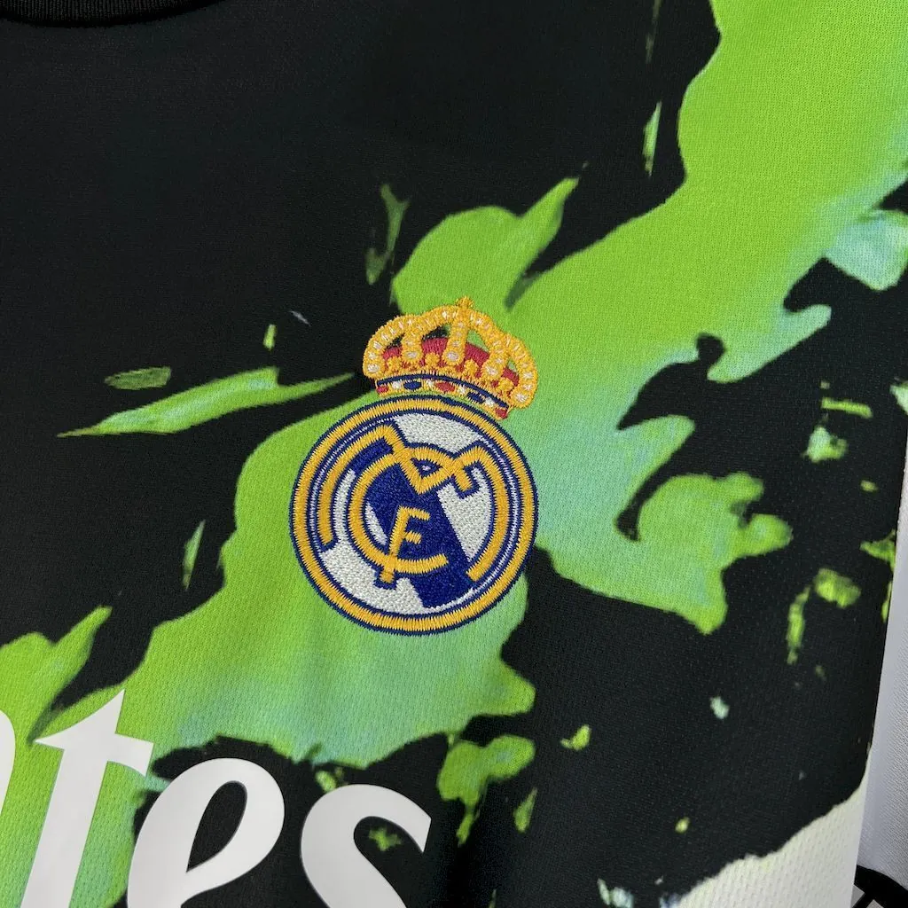 25-26 Real Madrid Green Special Edition T-Shirt Football Apparels Soccer AAAAJersey Yupoo 1