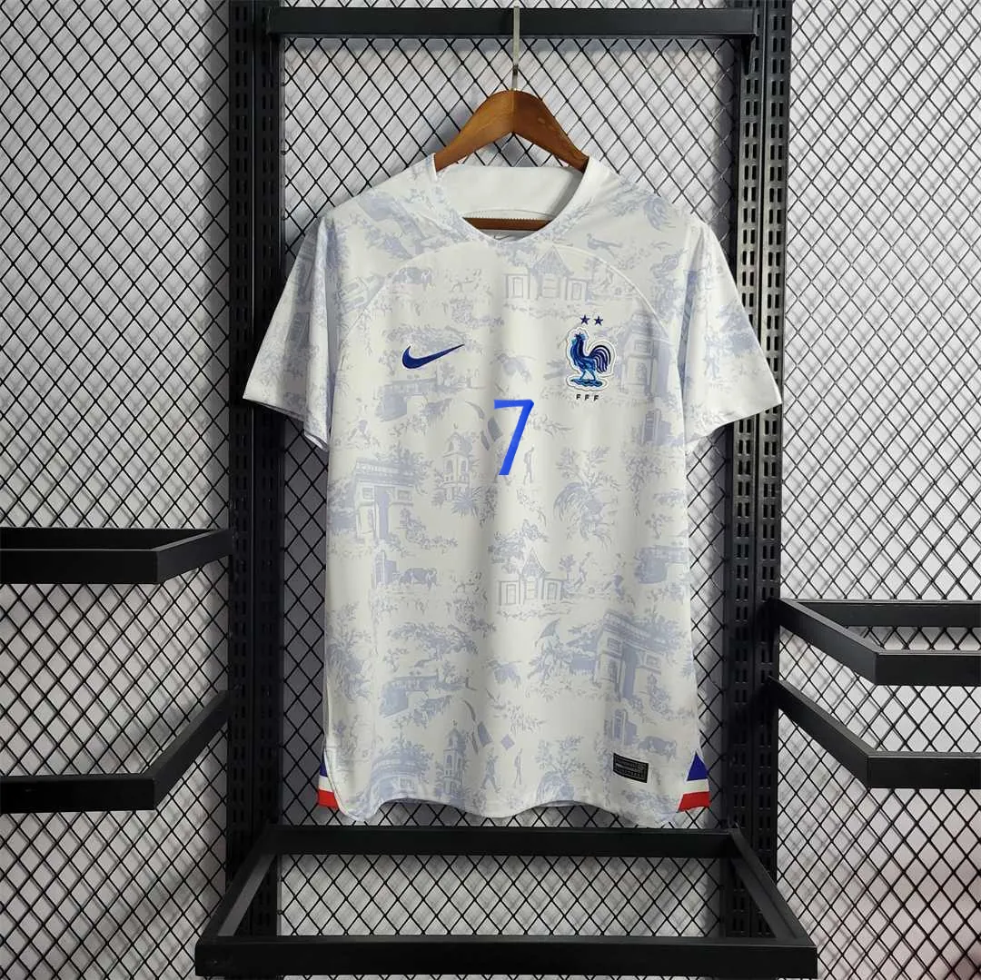 2022 France away 11
