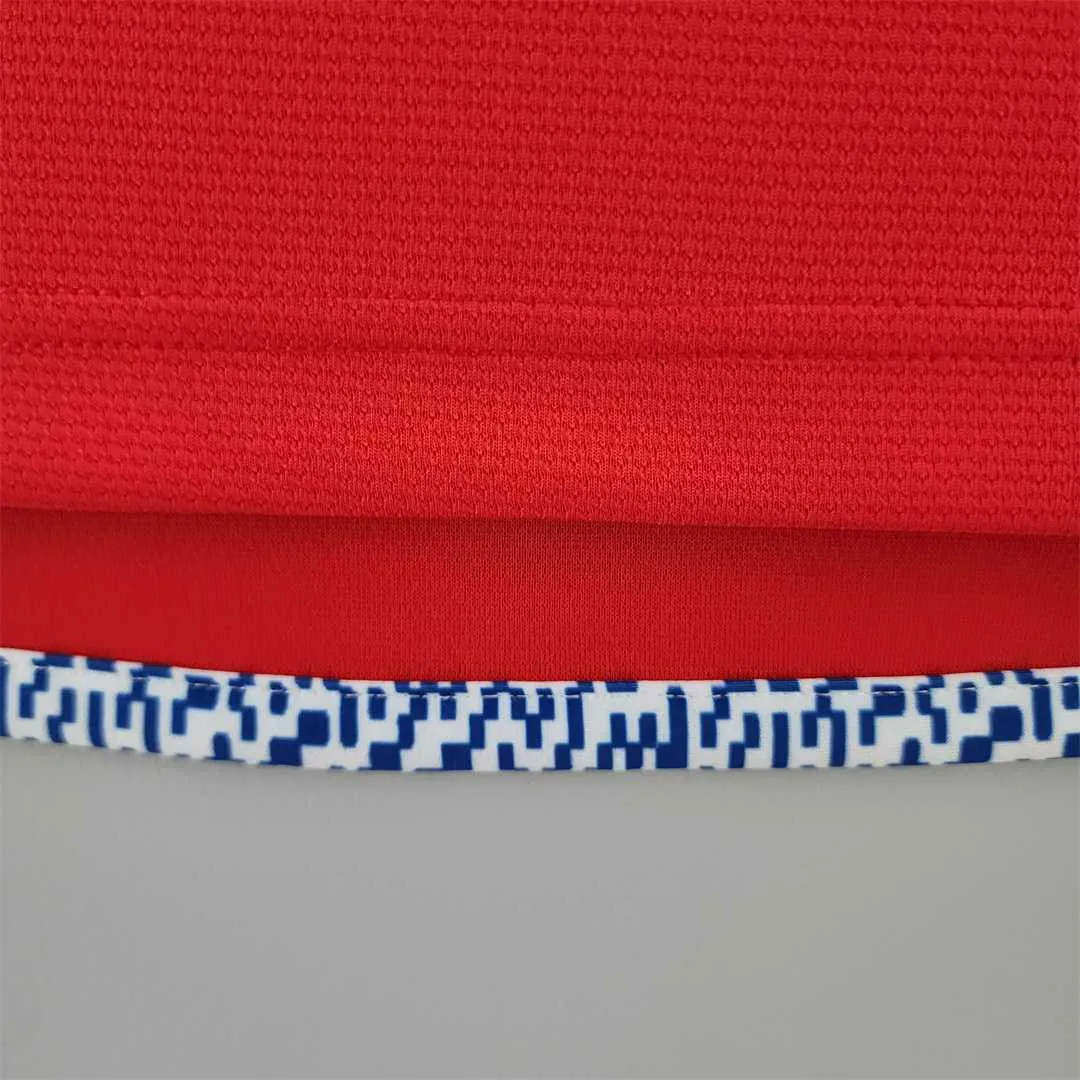 2022 Chile home 4