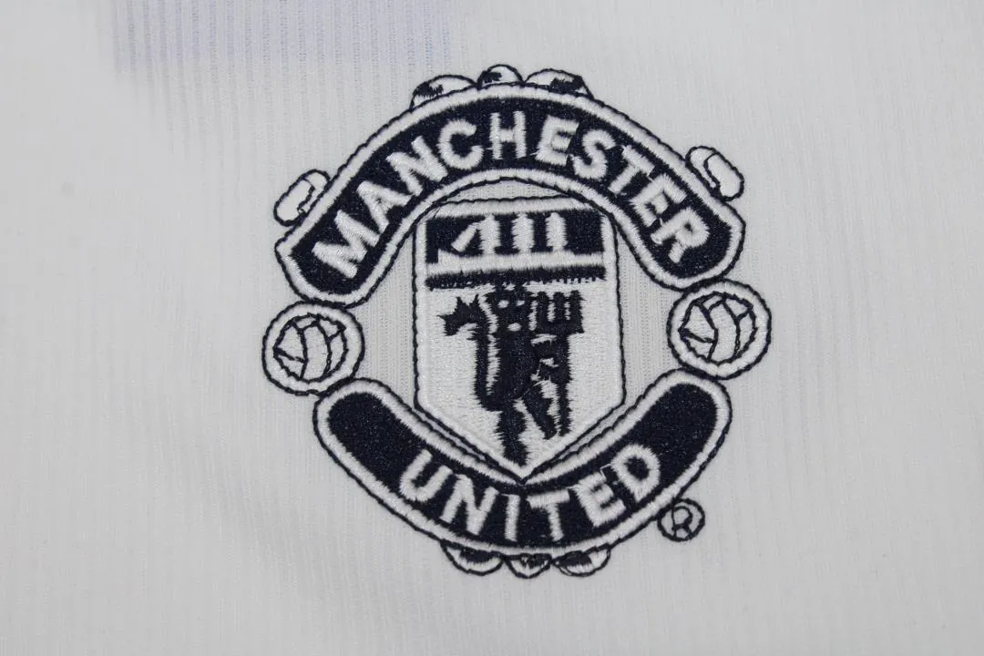 99-00 Manchester United away long sleeve 8