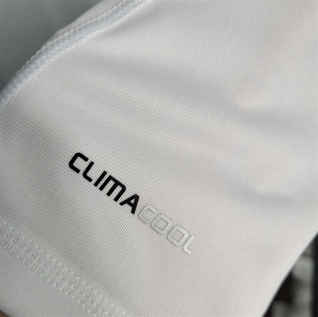 10-11 Real Madrid home long sleeve 4