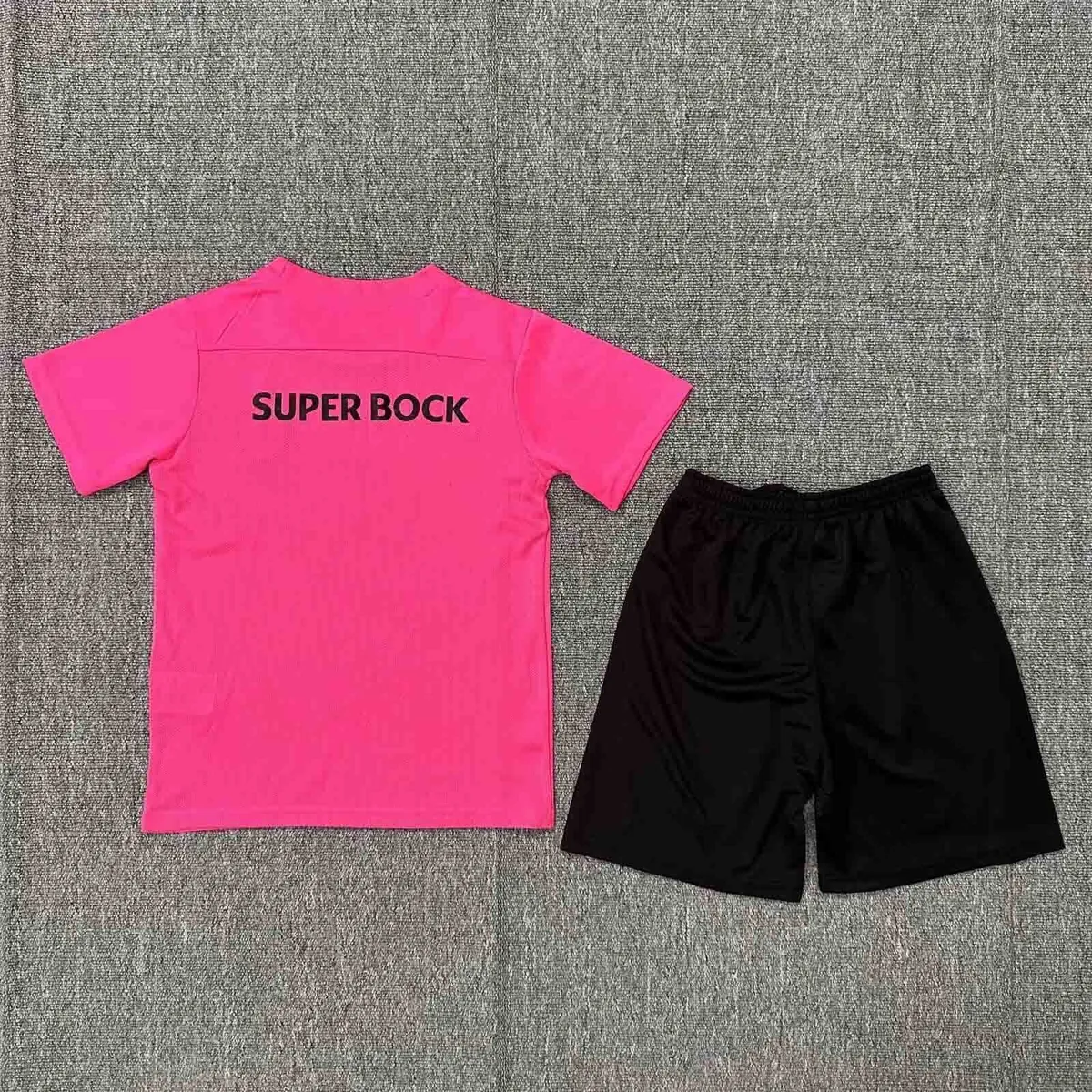 24-25 Sporting Lisbon Pink Kids Kits Youth Apparels AAAAJersey Supplier Yupoo 1