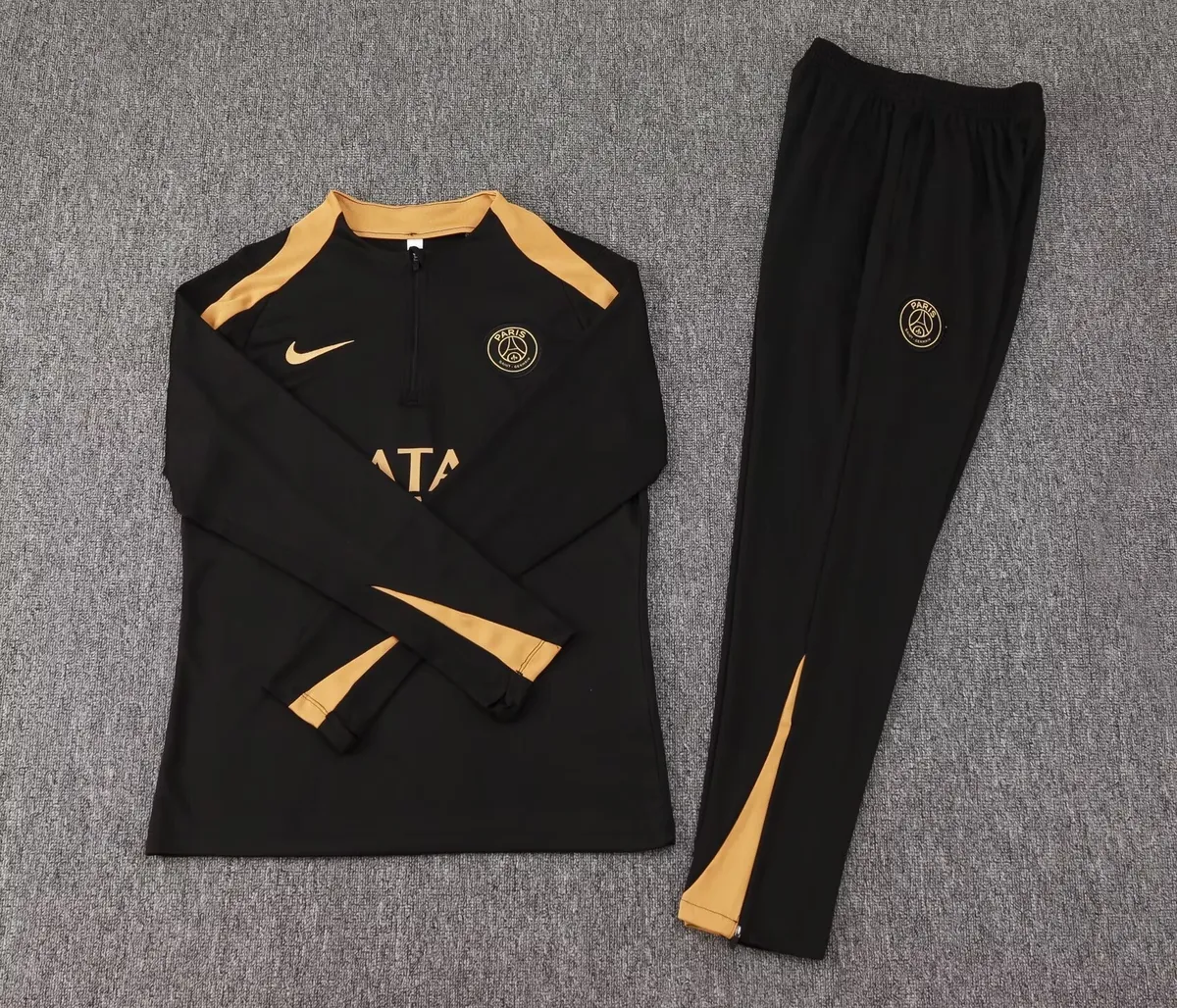 24-25 PSG Long Sleeve Training Suit Football Shirts 1