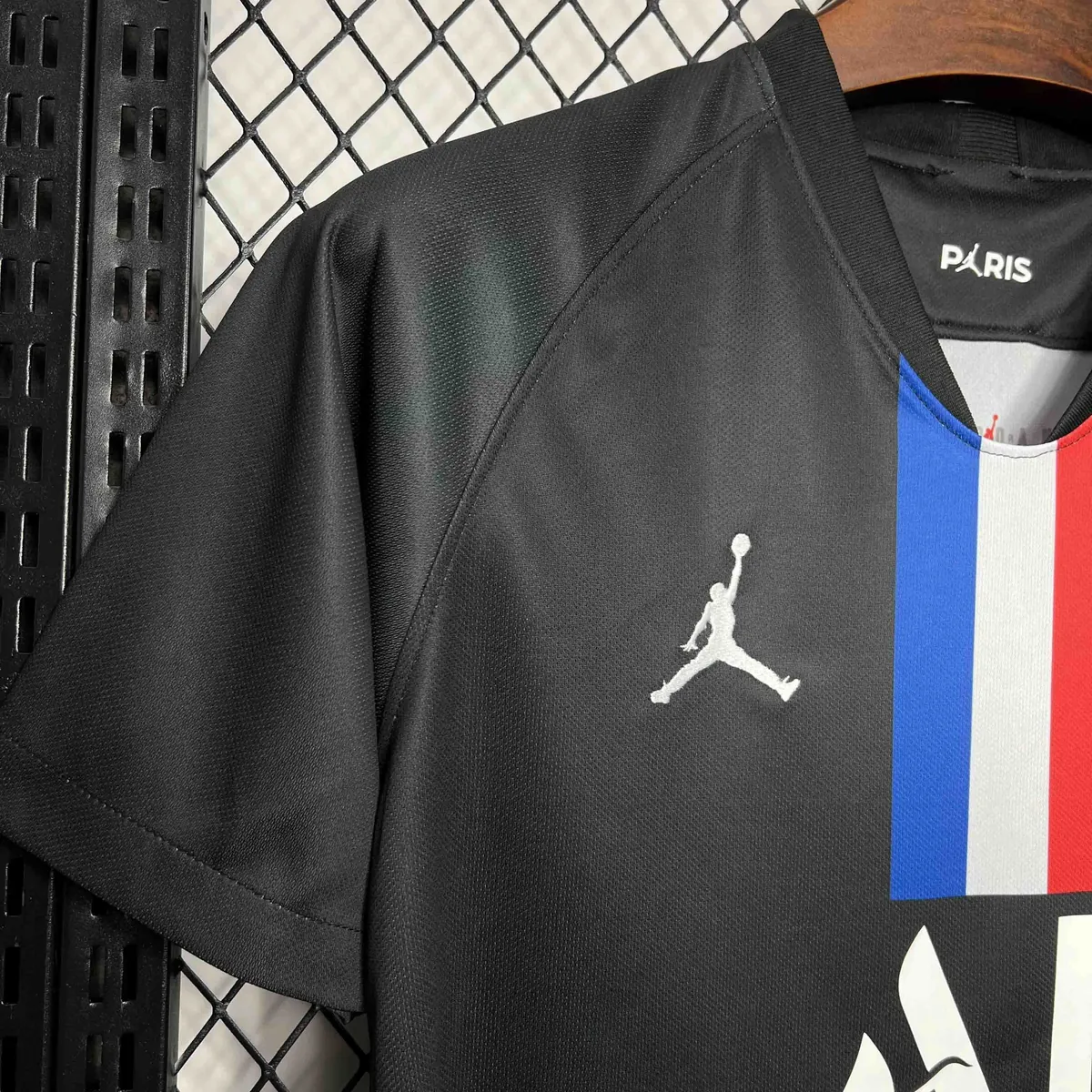 19-20 PSG Retro Black Kit Vintage Uniform AAAAJersey Supplier Yupoo 3