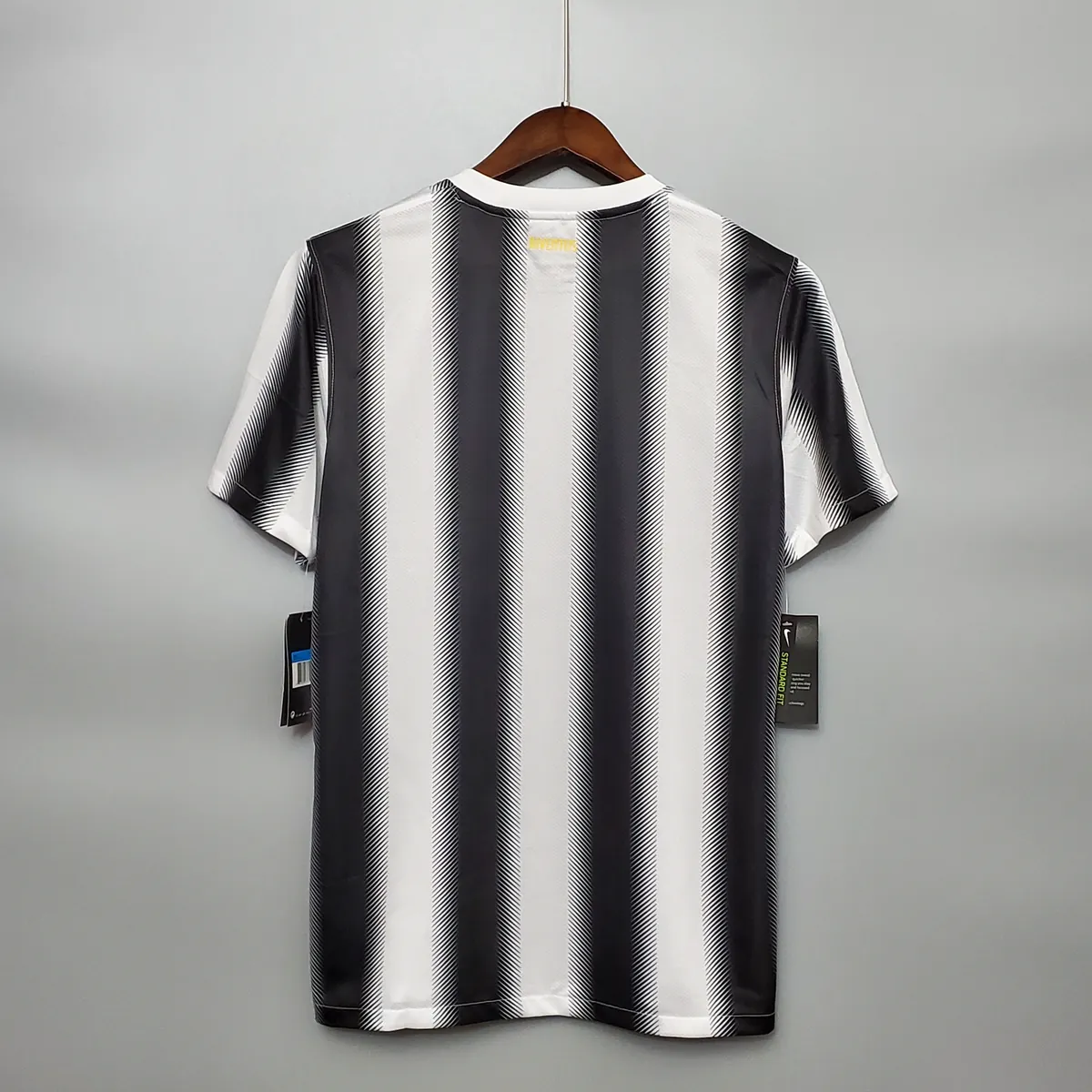10-11 Juventus home retro jersey football shirt S-2XL 3