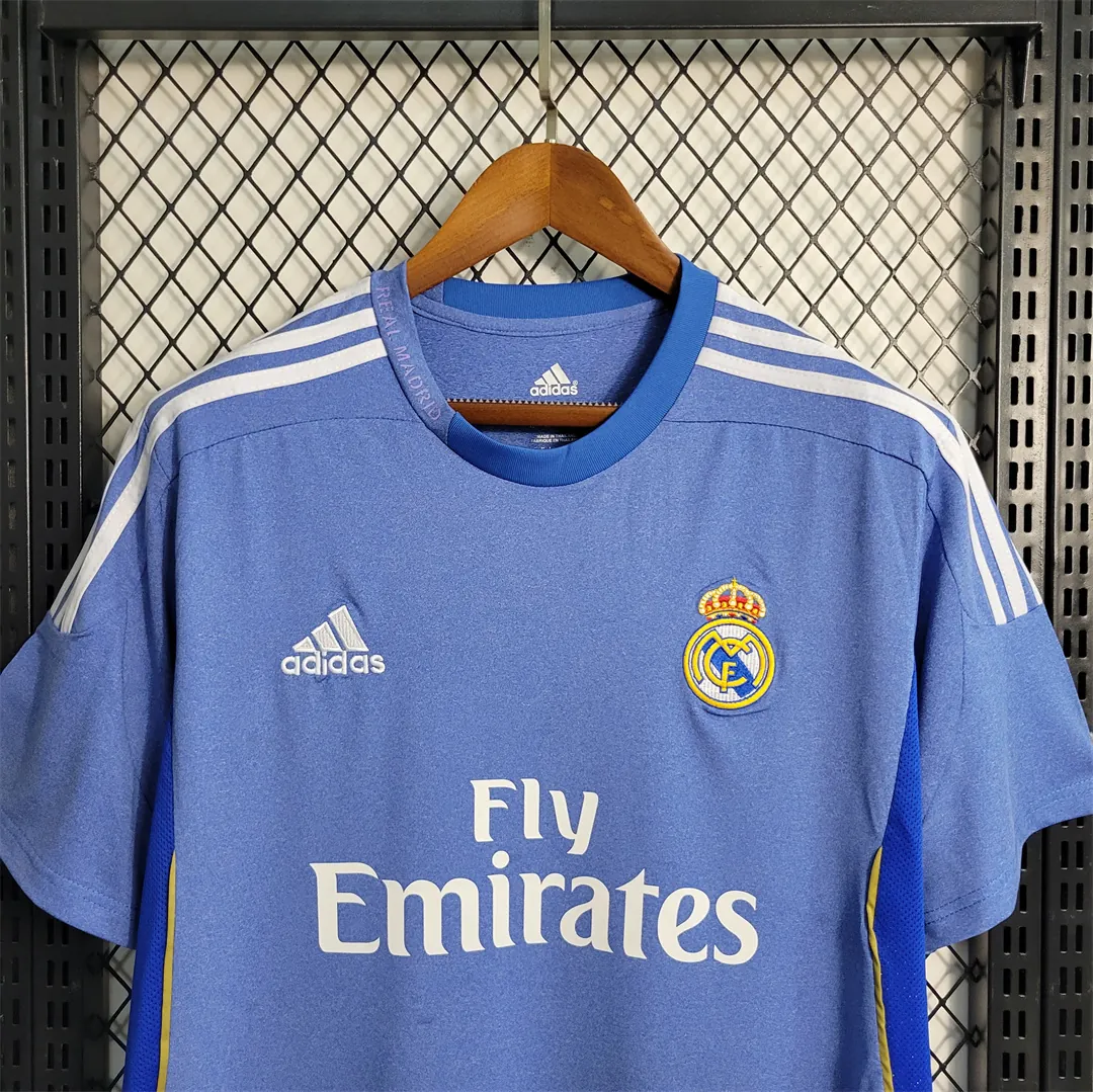 13-14 Real Madrid away 1