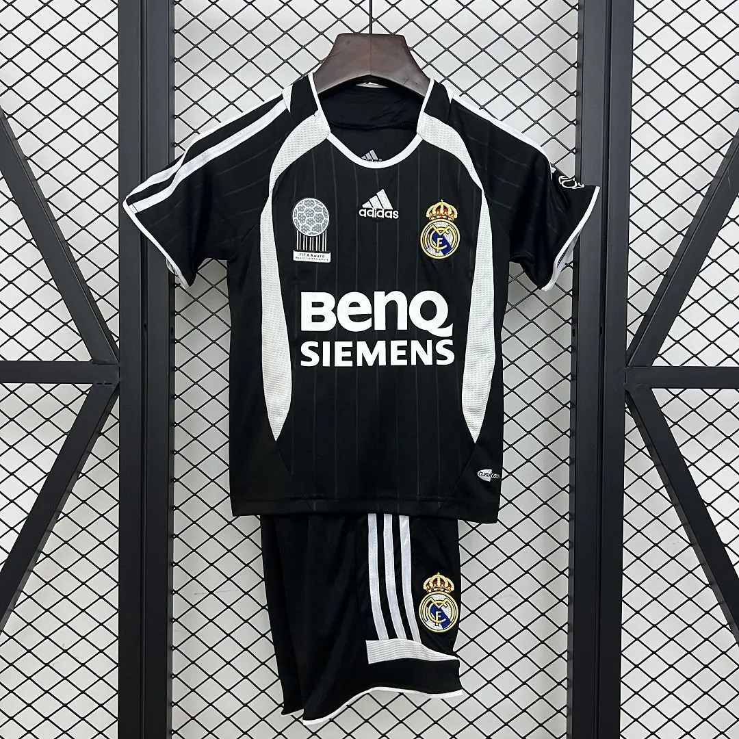 06-07 Real Madrid Away Retro Kid Kits Vintage Youth Apparels AAAAJersey Supplier Yupoo 10