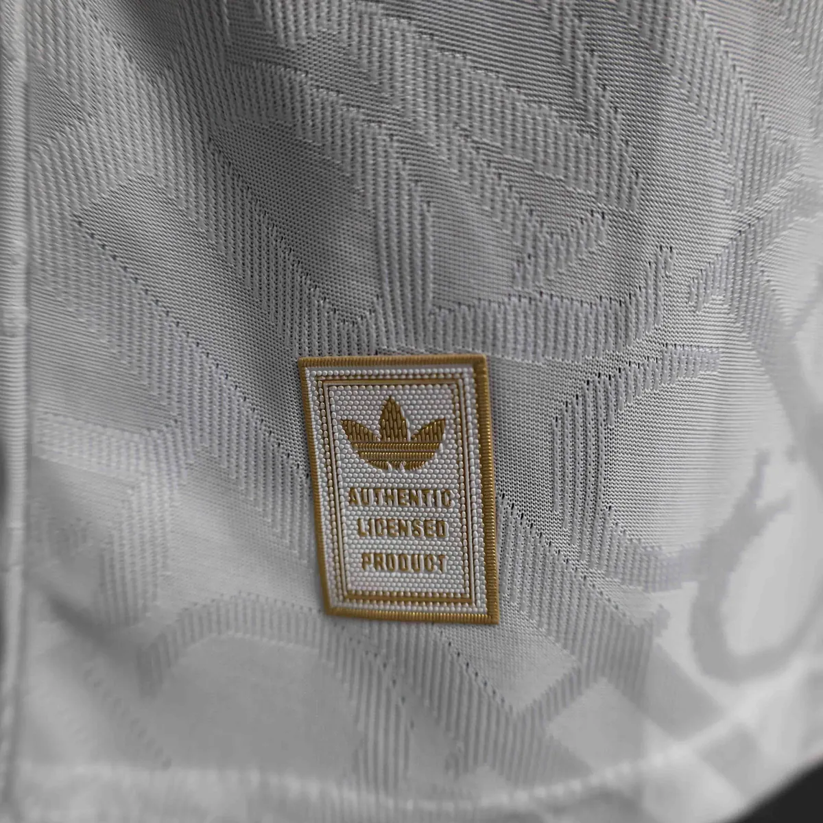 24-25 Real Madrid Originals White and Gold Kit Player Version Shirt AAAAJersey Supplier Yupoo 3
