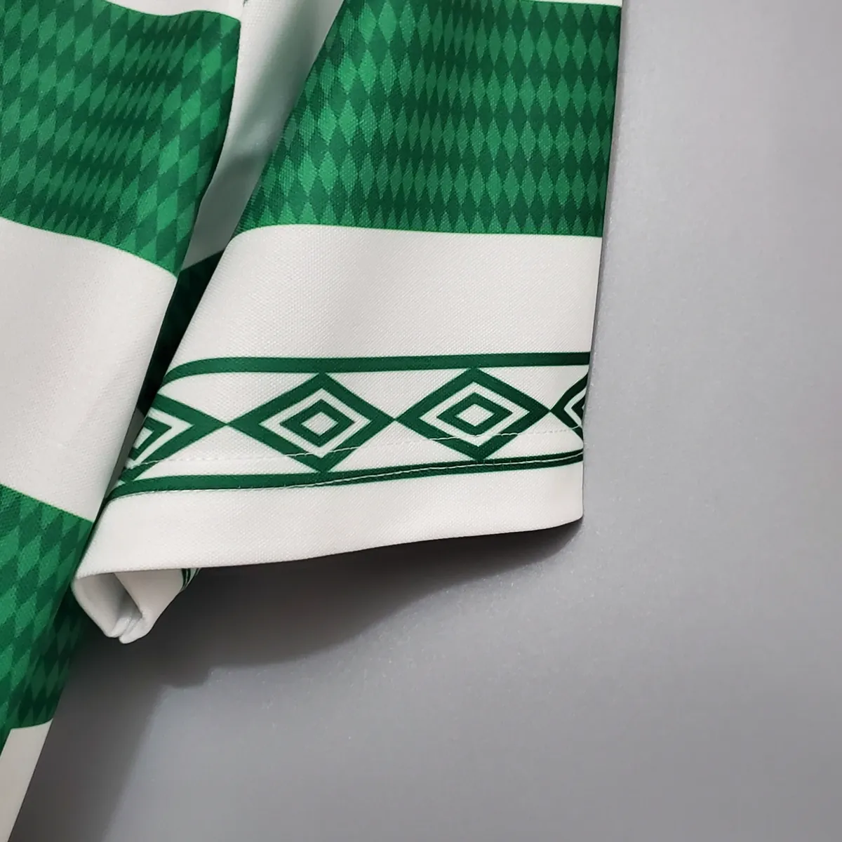 98-99 Celtic home 5