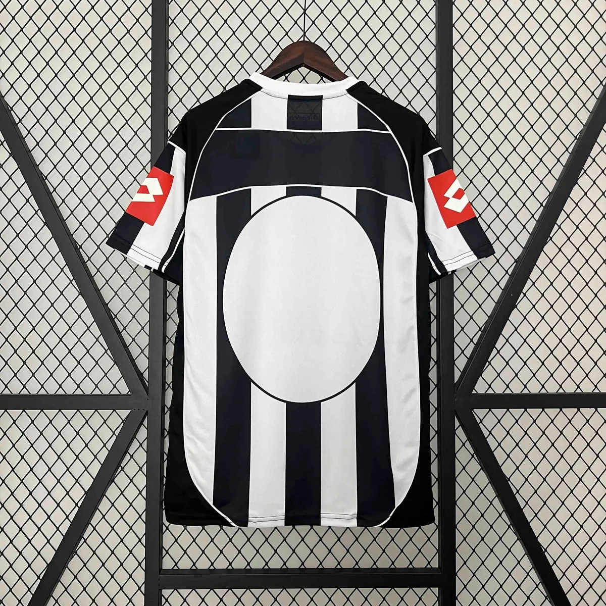 02-03 Juventus Home Retro Kit Football Apparel AAAAJerseys Dropshipping Yupoo S-2XL 3