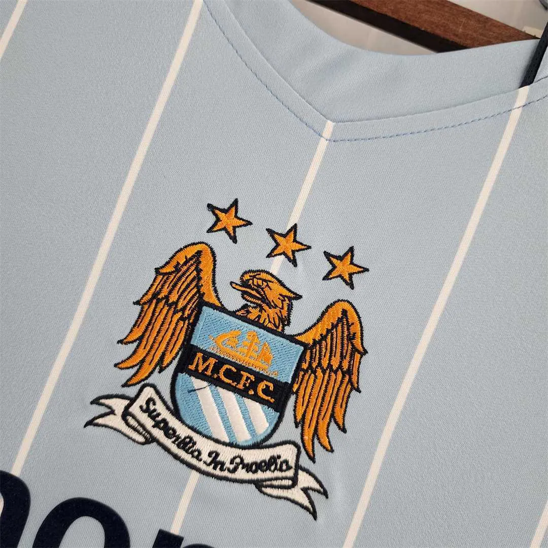 08-09 Manchester City home 5