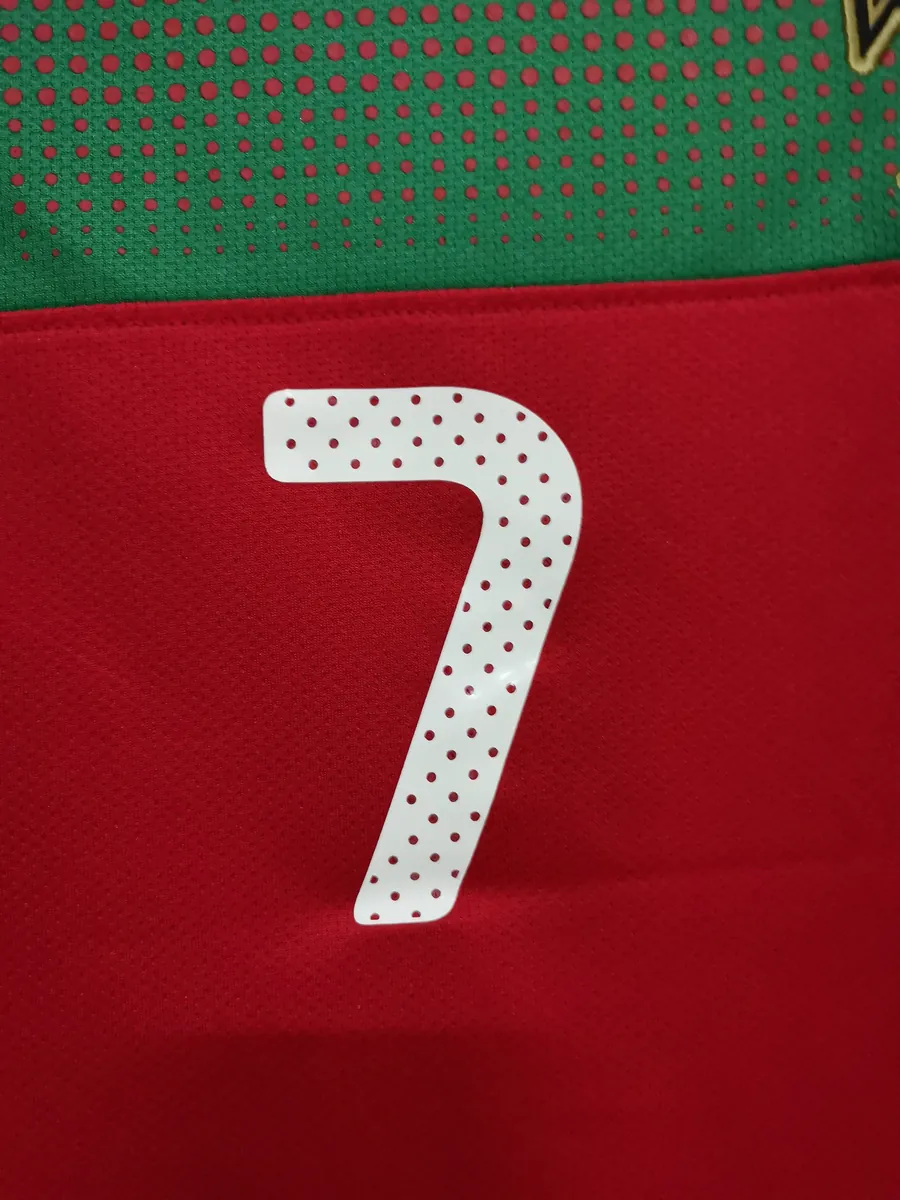 2010 Portugal home red 9