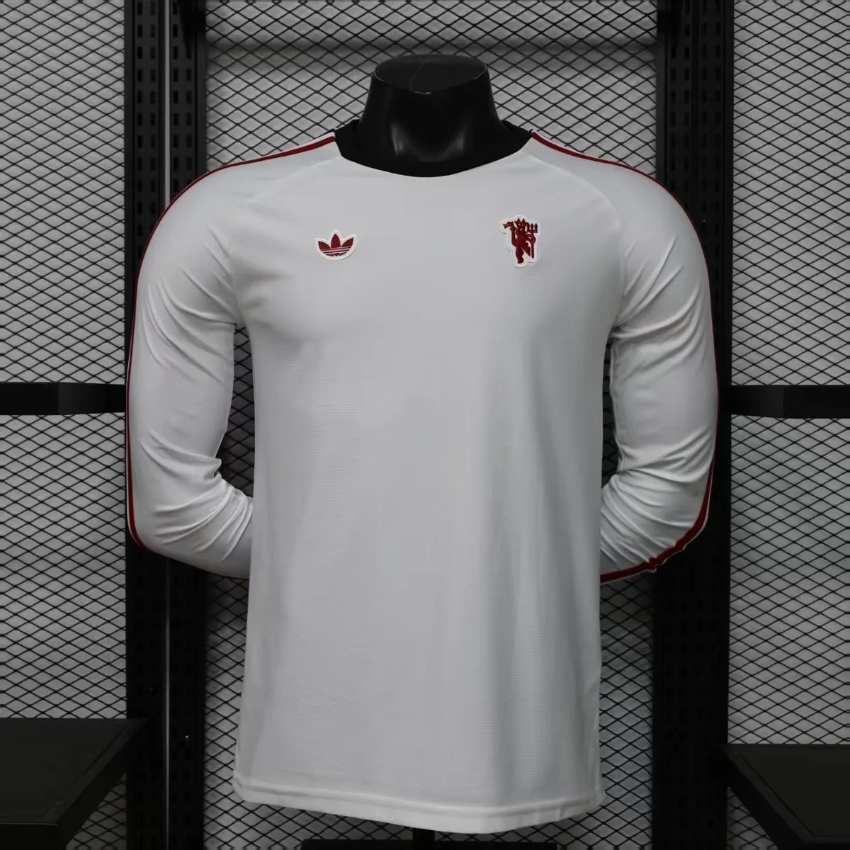 26-27 Manchester United Mens Retro Style Football Shirt Apparels AAAAJersey Supply Yupoo 3