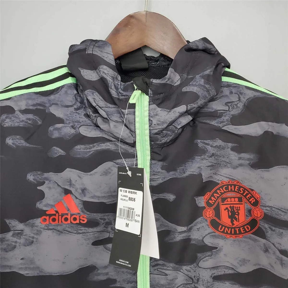 21-22 Manchester United Black and Grey Camouflage Windbreaker 3