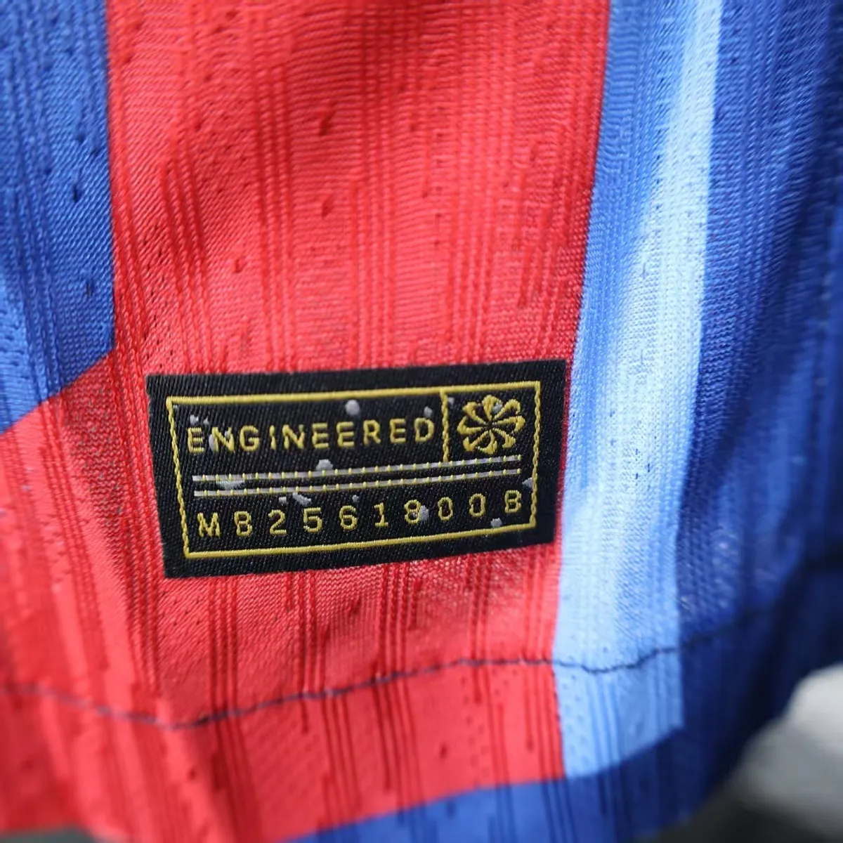 25-26 Barcelona Fourth Away Kit Player Version Sino Shirt AAAAJersey Supplier Yupoo 2