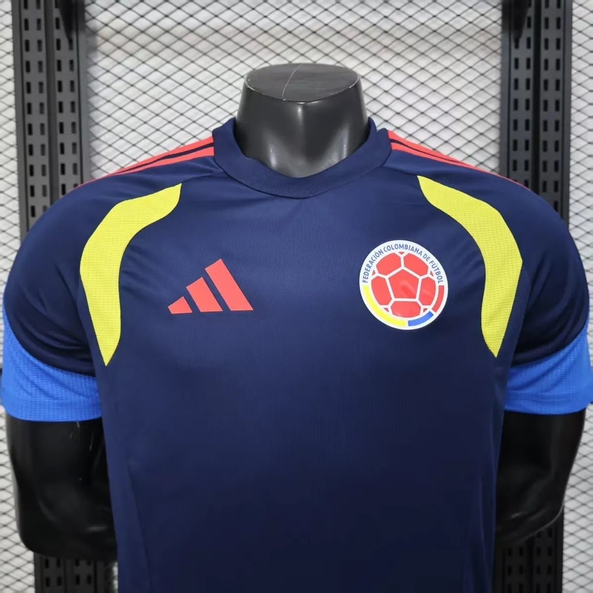 2026 Colombia Special Player Edition Football Training T-Shirt AAAAJersey Wholesale Yupoo 3