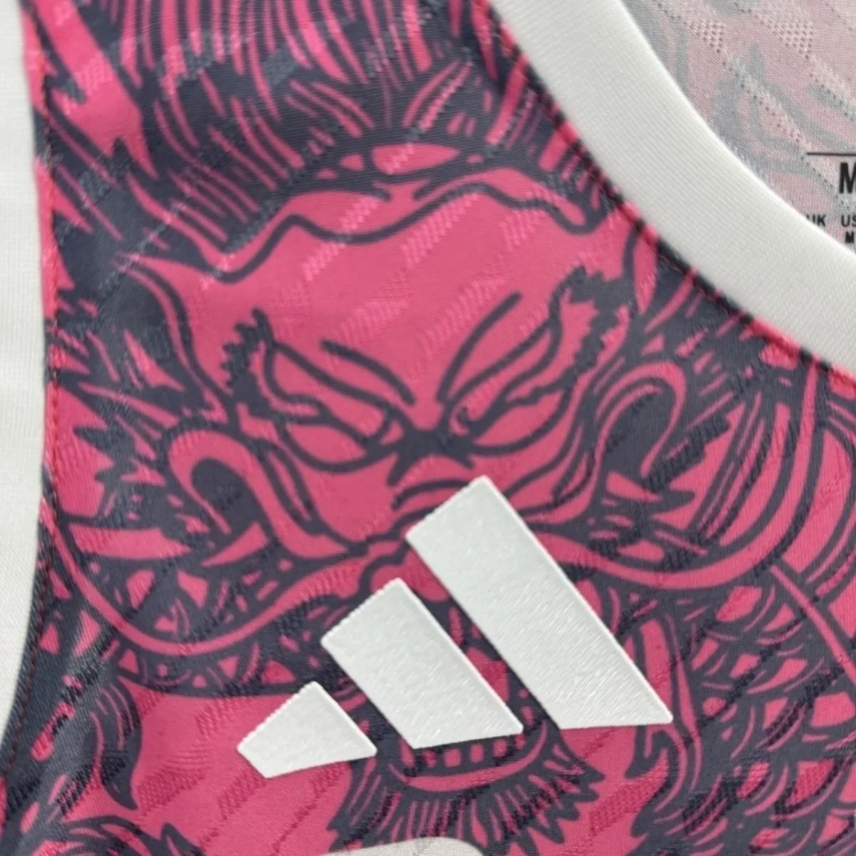 25-26 Real Madrid Dragon Special Edition Summer Women's Vest Pink Kit AAAAJersey Wholesale Yupo 4