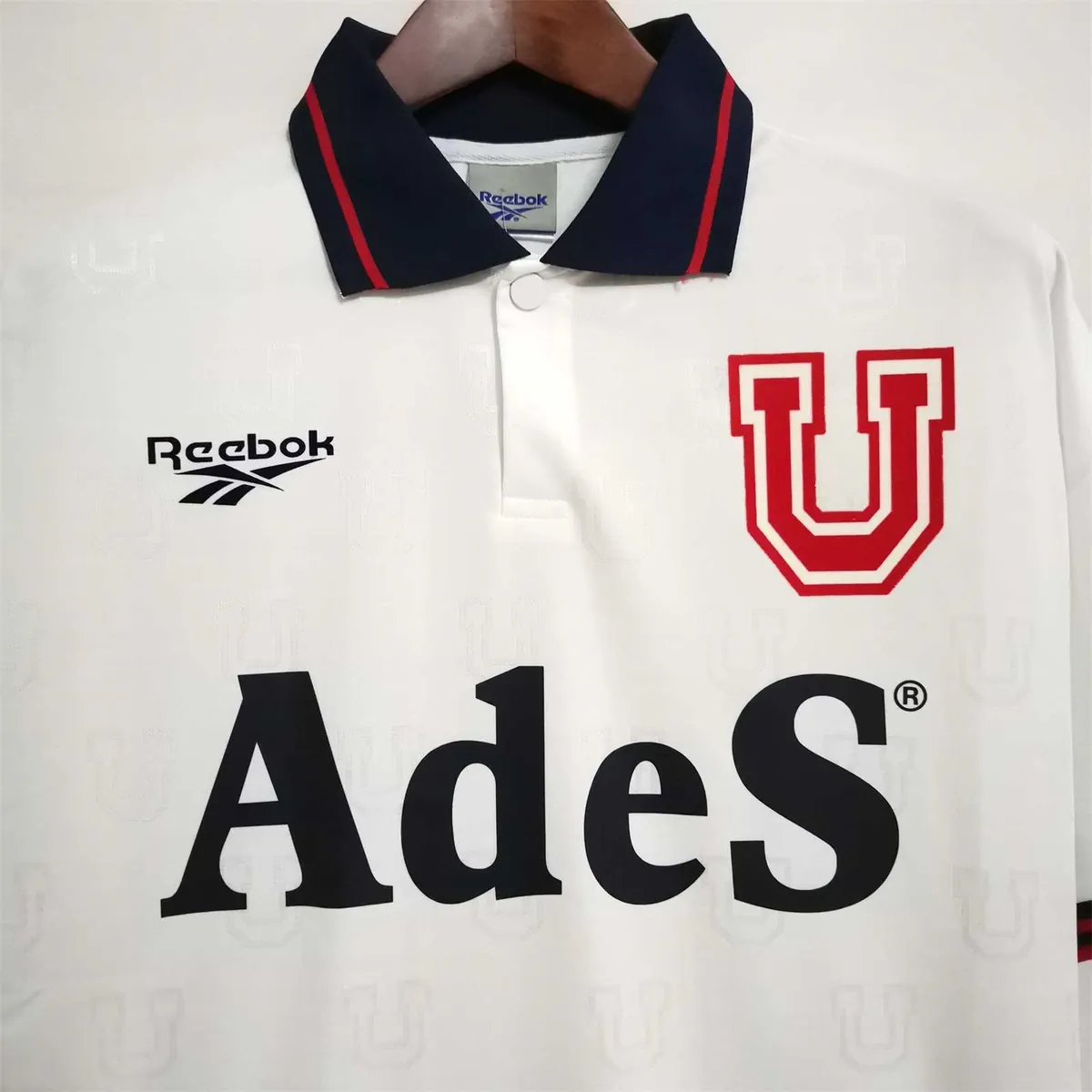 1998 University of Chile away 11