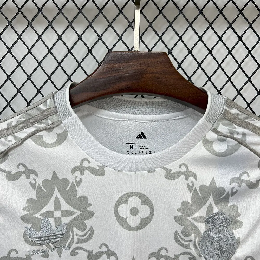 25-26 Real Madrid LV Special Edition Football Shirt AAAAJersey Supply Yupoo 3