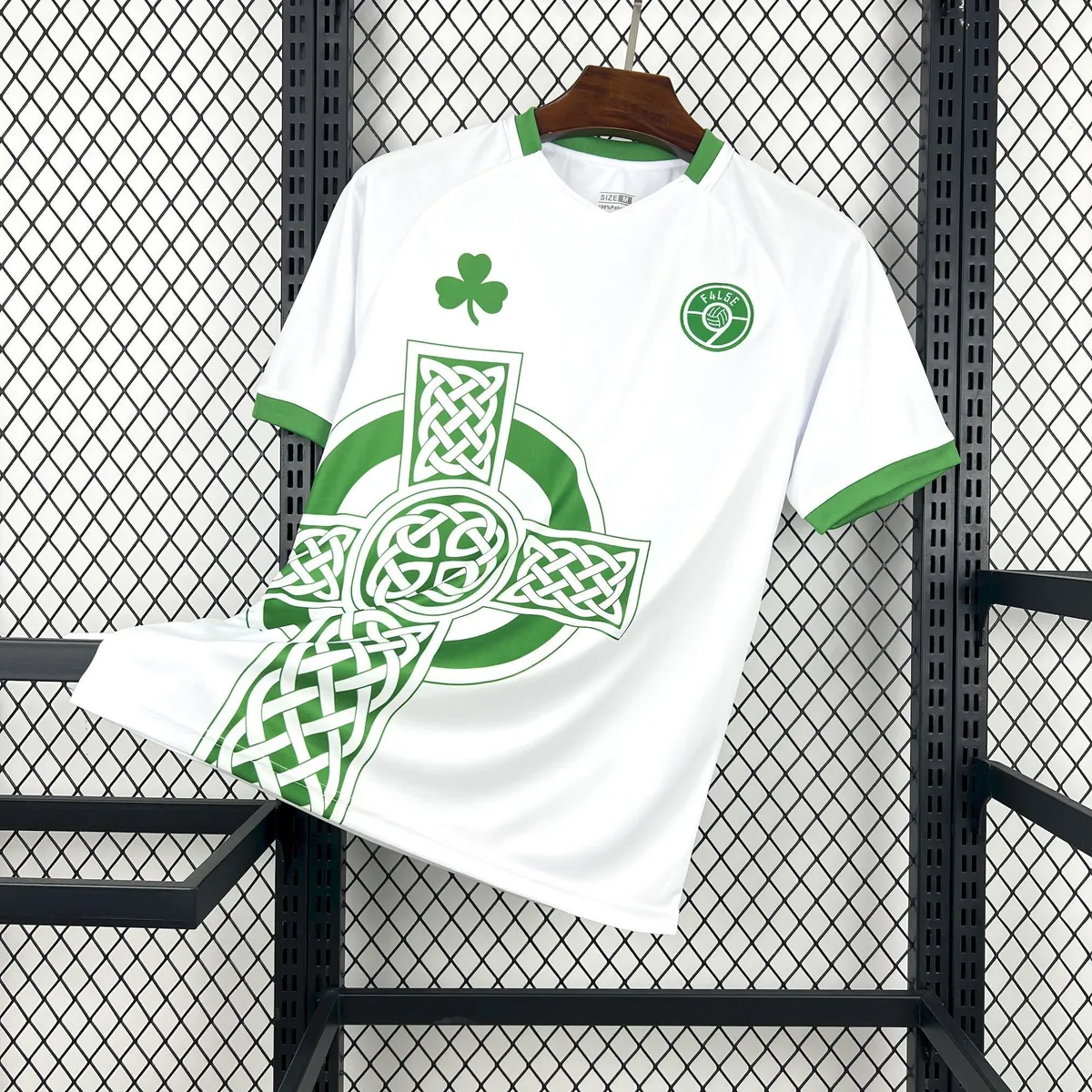 2026 Mens Retro Ireland Celtic Cross False9 Soccer T-Shirt AAAAJersey Dropship Yupoo 2