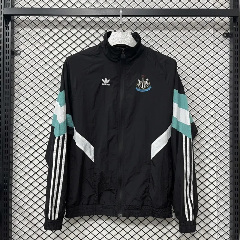 25-26 Newcastle United Black Windbreaker Jackets Yupoo 2