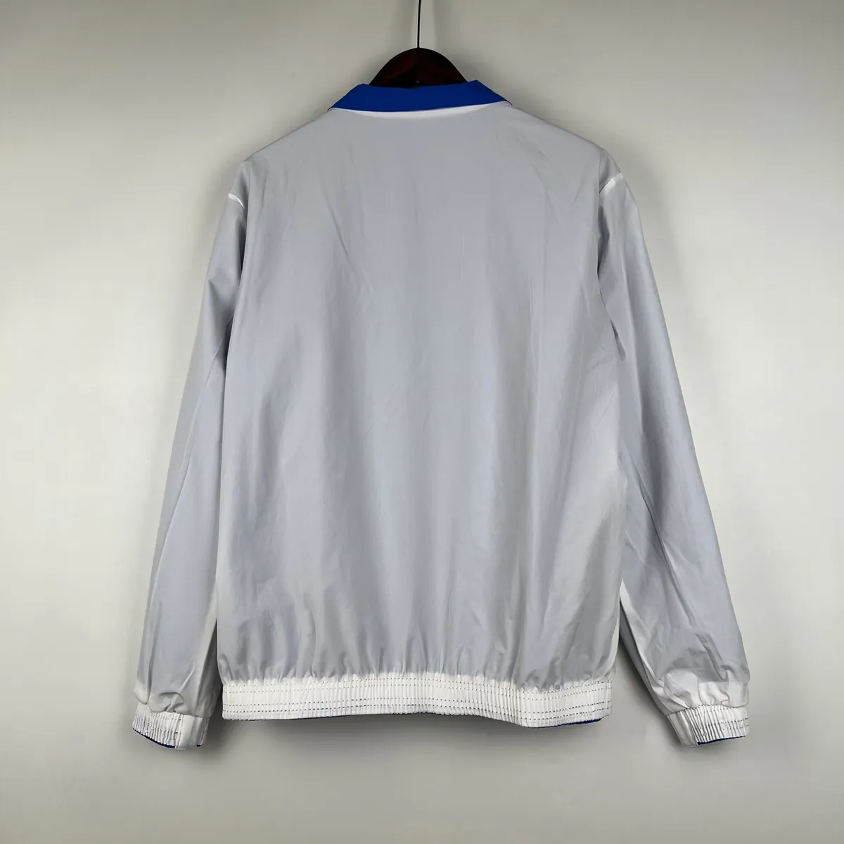 23-24 Colo Colo Both Windbreaker Jackets Yupoo 1