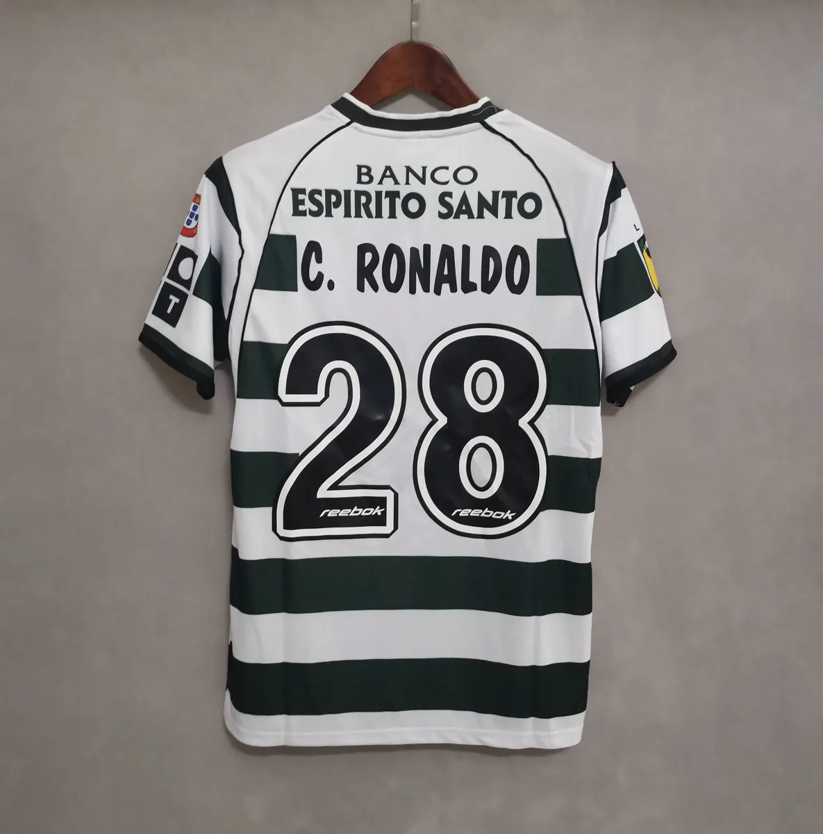 01-03 Sporting Lisbon Home Retro Kit Vintage Shirt Football Jerseys Yupoo 8