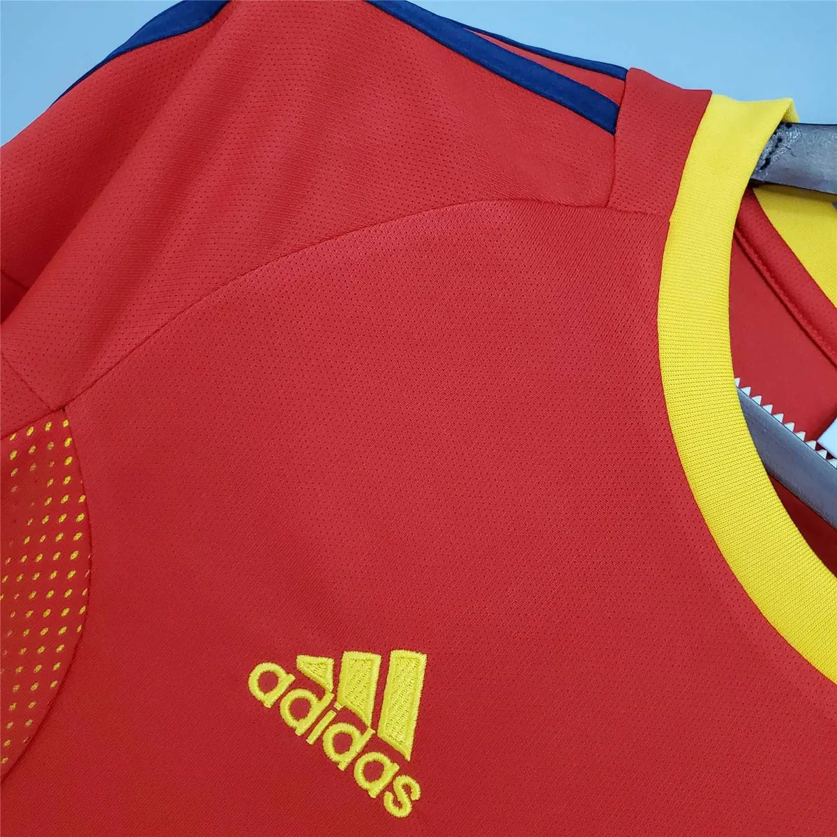 2002 Spain home red 5