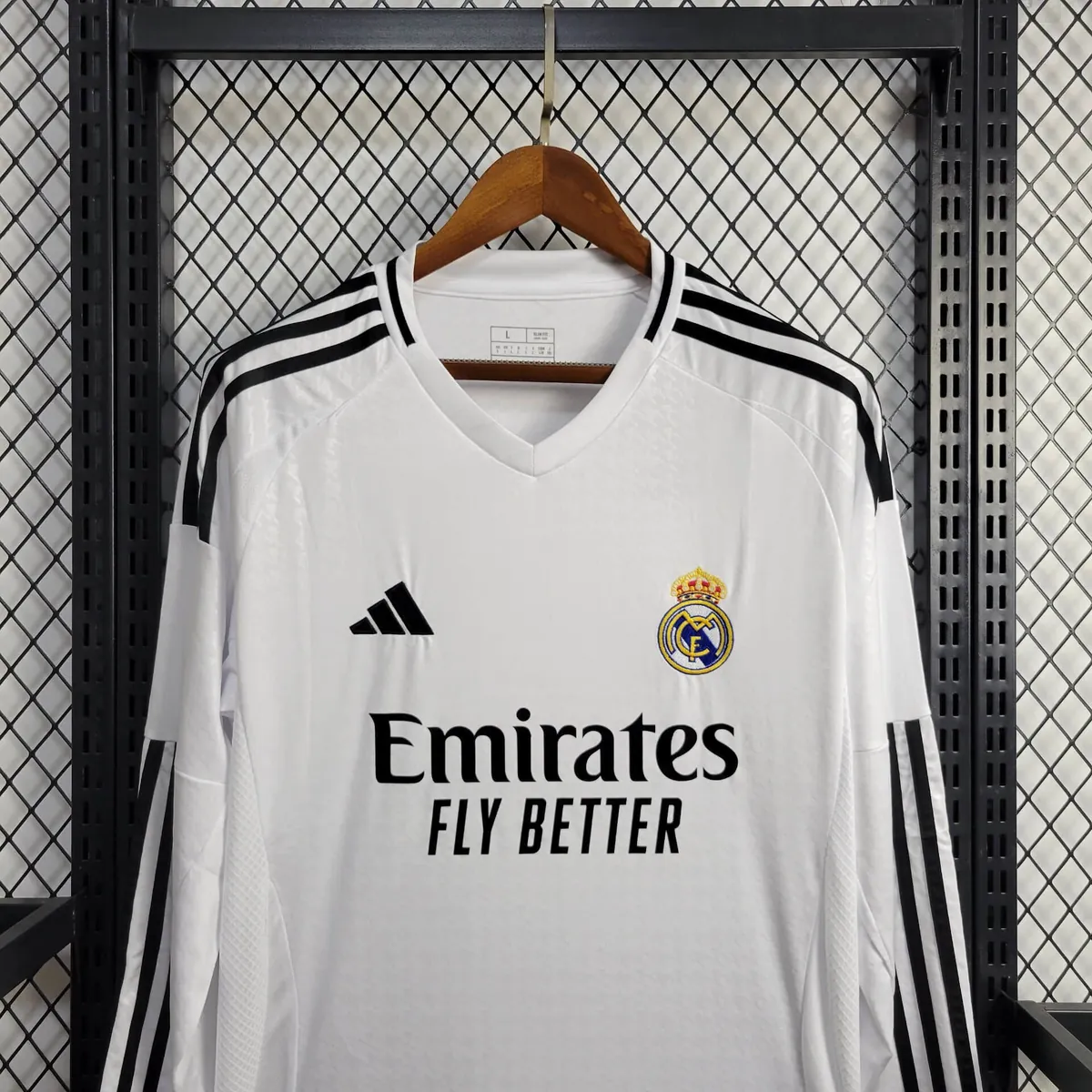 24-25 Real Madrid Home Long Sleeve Kit Football Apparels AAAAJersey Wholesale Yupoo 5
