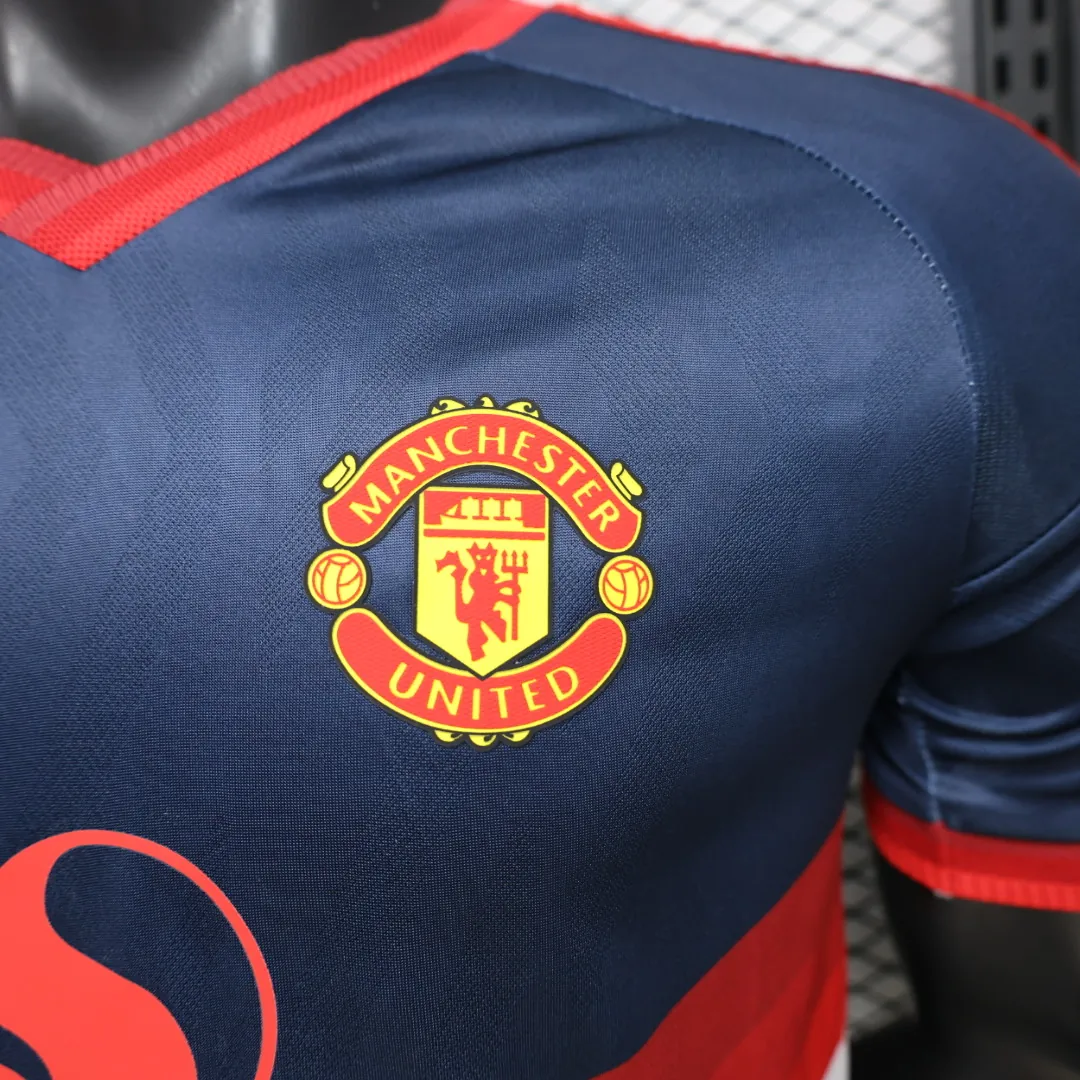 26-27 Manchester United Mens Kit Special Edition Player Soccer Shirt AAAAJersey Supply Yupoo 8 6