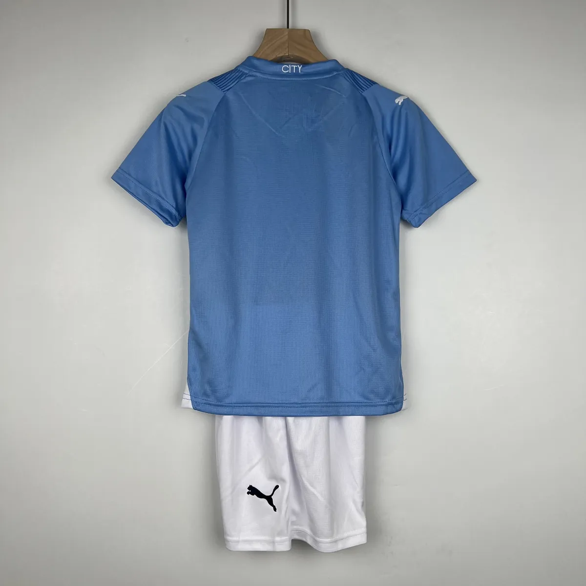 23-24 Kids Manchester City home size 16-28 2