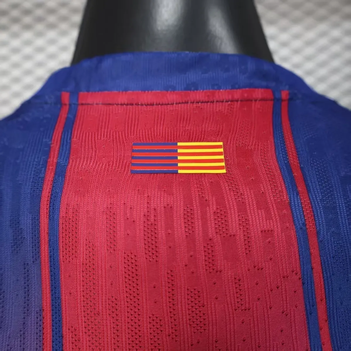 25-26 Barcelona X PLAY Home Kit Player Version Football Shirt AAAAJersey Supply Yupoo 3