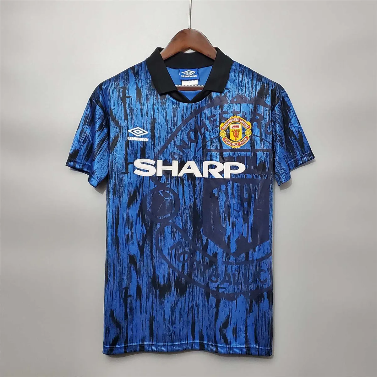 92-93 Manchester United away 8
