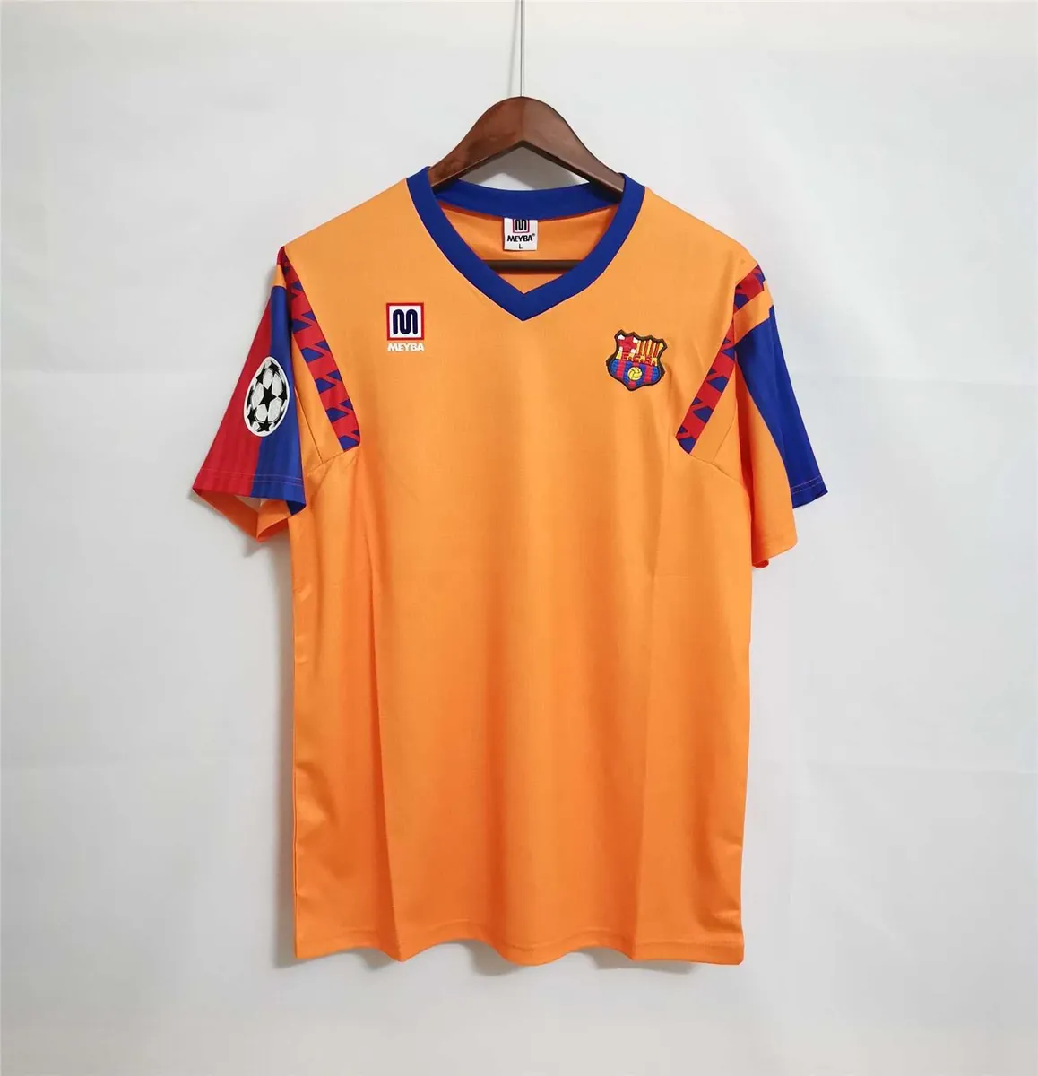91-92 Barcelona away 8