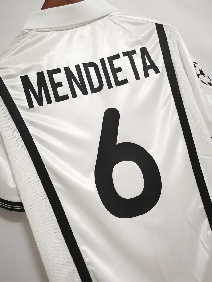 00-01 Valencia home 9