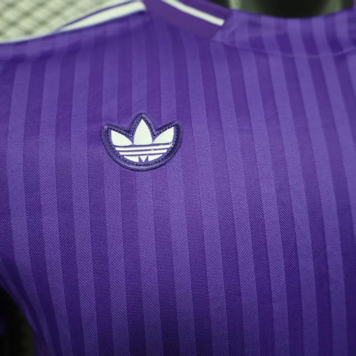 25-26 Real Madrid Casual Purple Retro Style Football Shirt Apparels AAAAJersey Wholesale Yupoo 2