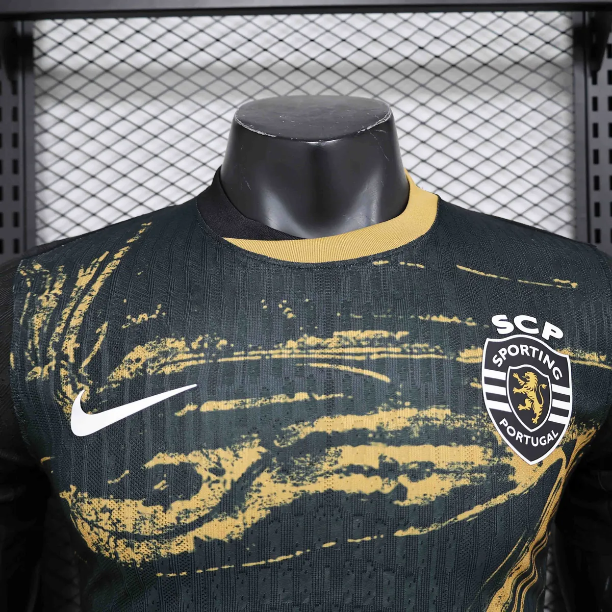 24-25 Sporting Lisbon Fourth Kit Player Version Shirt AAAAJersey Supplier Yupoo 6