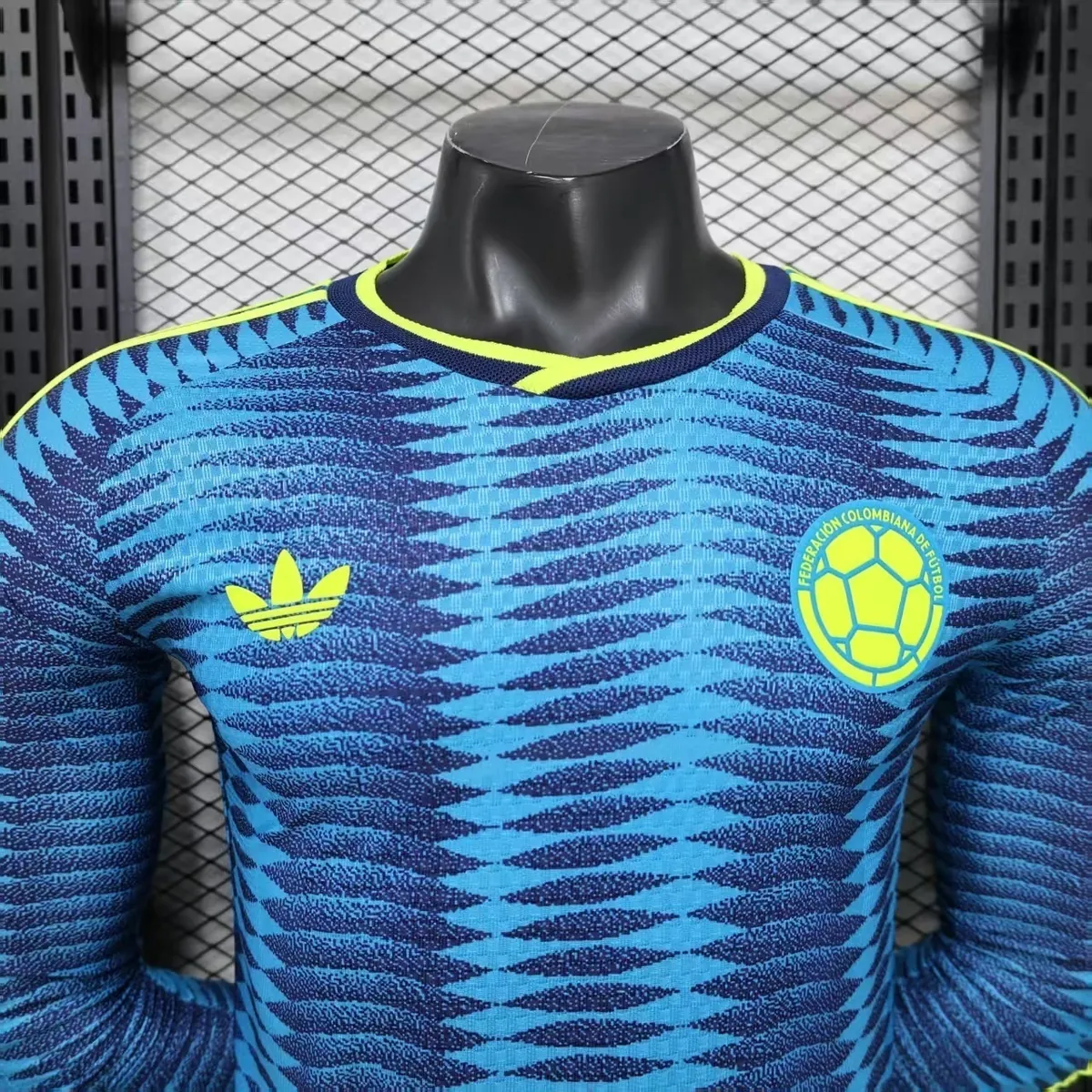World Cup 2026 Colombia Away Mens Kit Player Version Shirt Long Football AAAAJersey Supply Yupoo 4